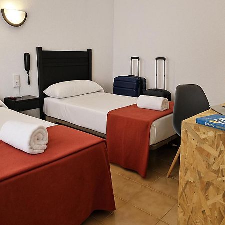 Hotel San Vicente - Centro Playa 콘일데라프론테라 외부 사진